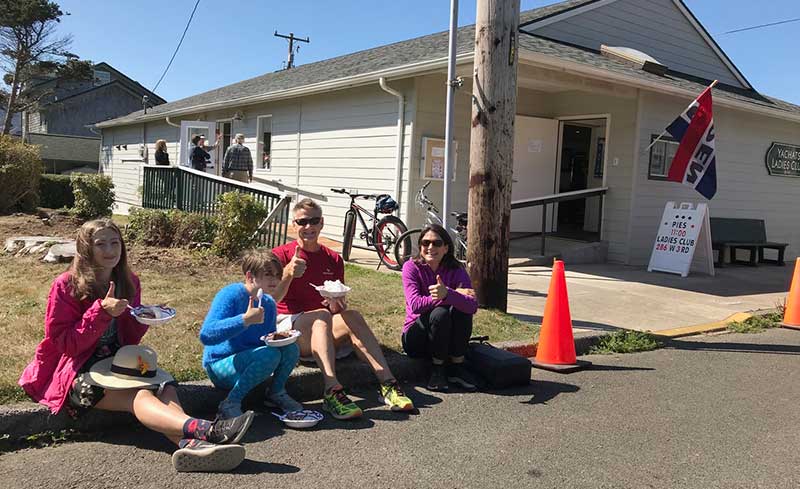 Eating Pie sitting on the curb - 2018
